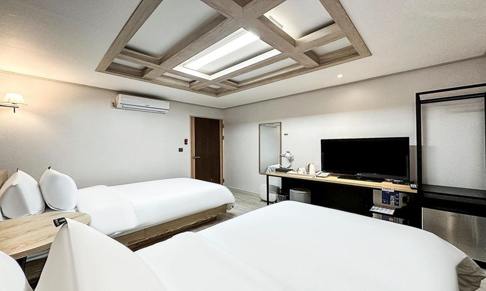 Gumi Time Hotel Zewnętrze zdjęcie