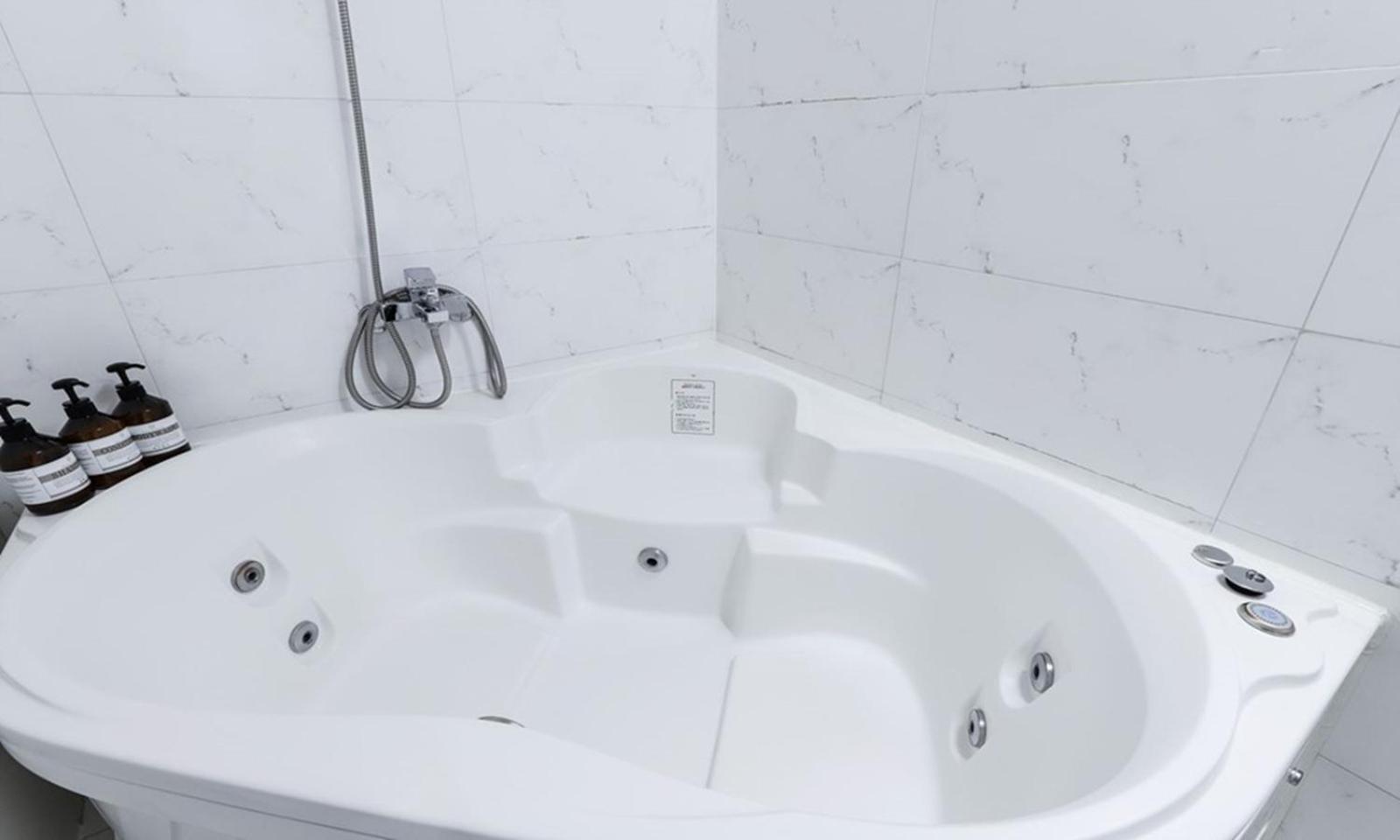 Gumi Time Hotel Zewnętrze zdjęcie
