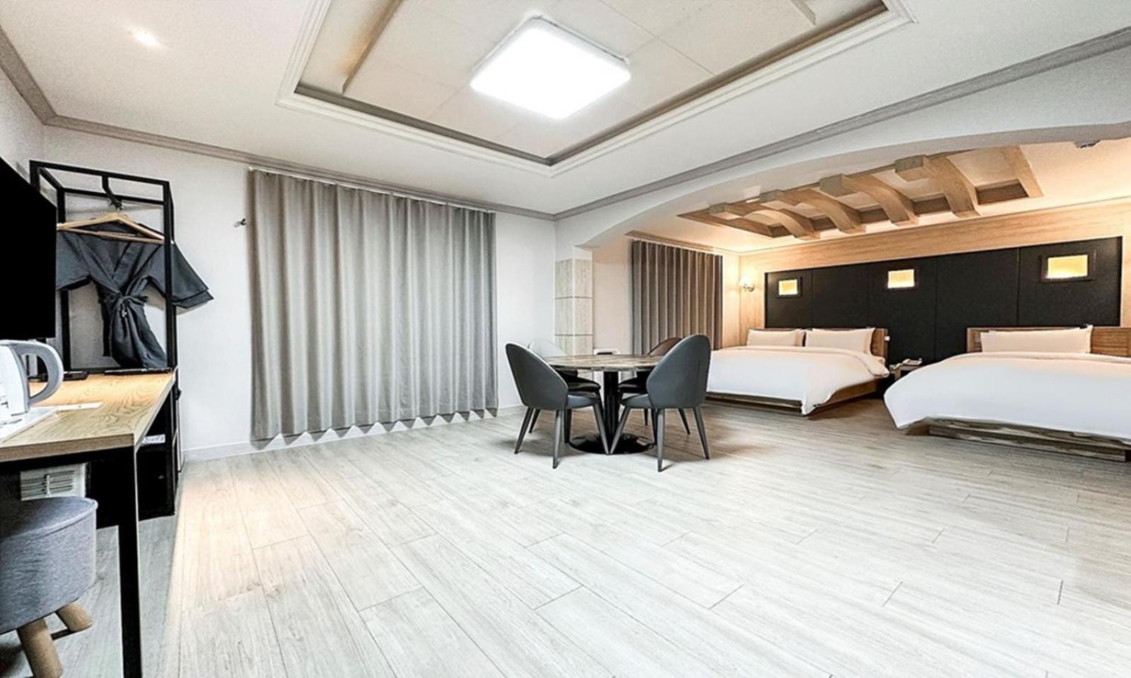 Gumi Time Hotel Zewnętrze zdjęcie