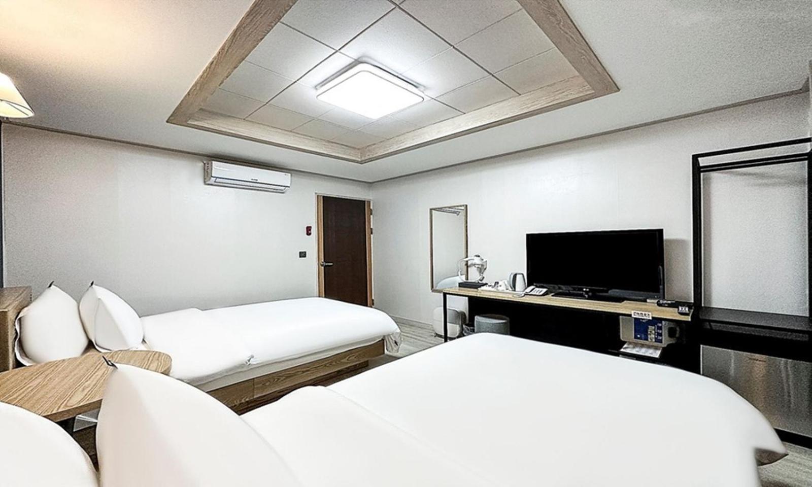 Gumi Time Hotel Zewnętrze zdjęcie