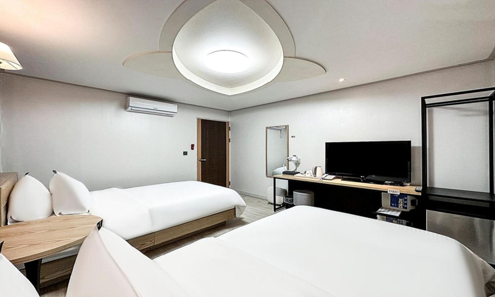 Gumi Time Hotel Zewnętrze zdjęcie