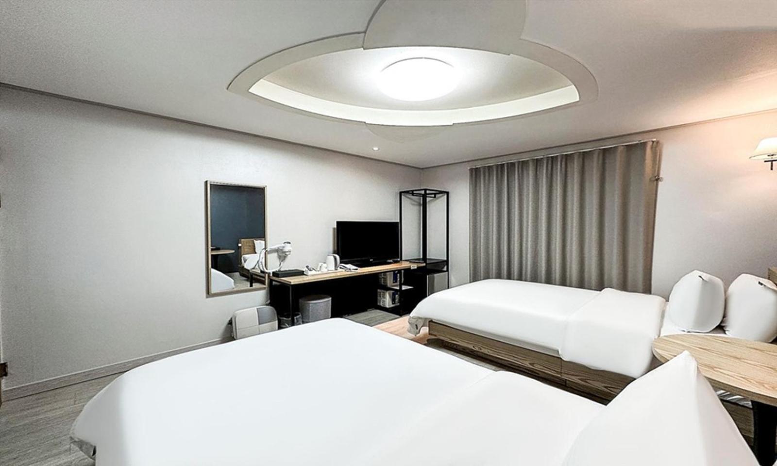 Gumi Time Hotel Zewnętrze zdjęcie
