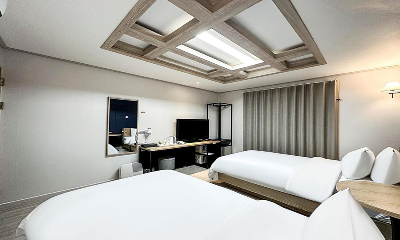 Gumi Time Hotel Zewnętrze zdjęcie