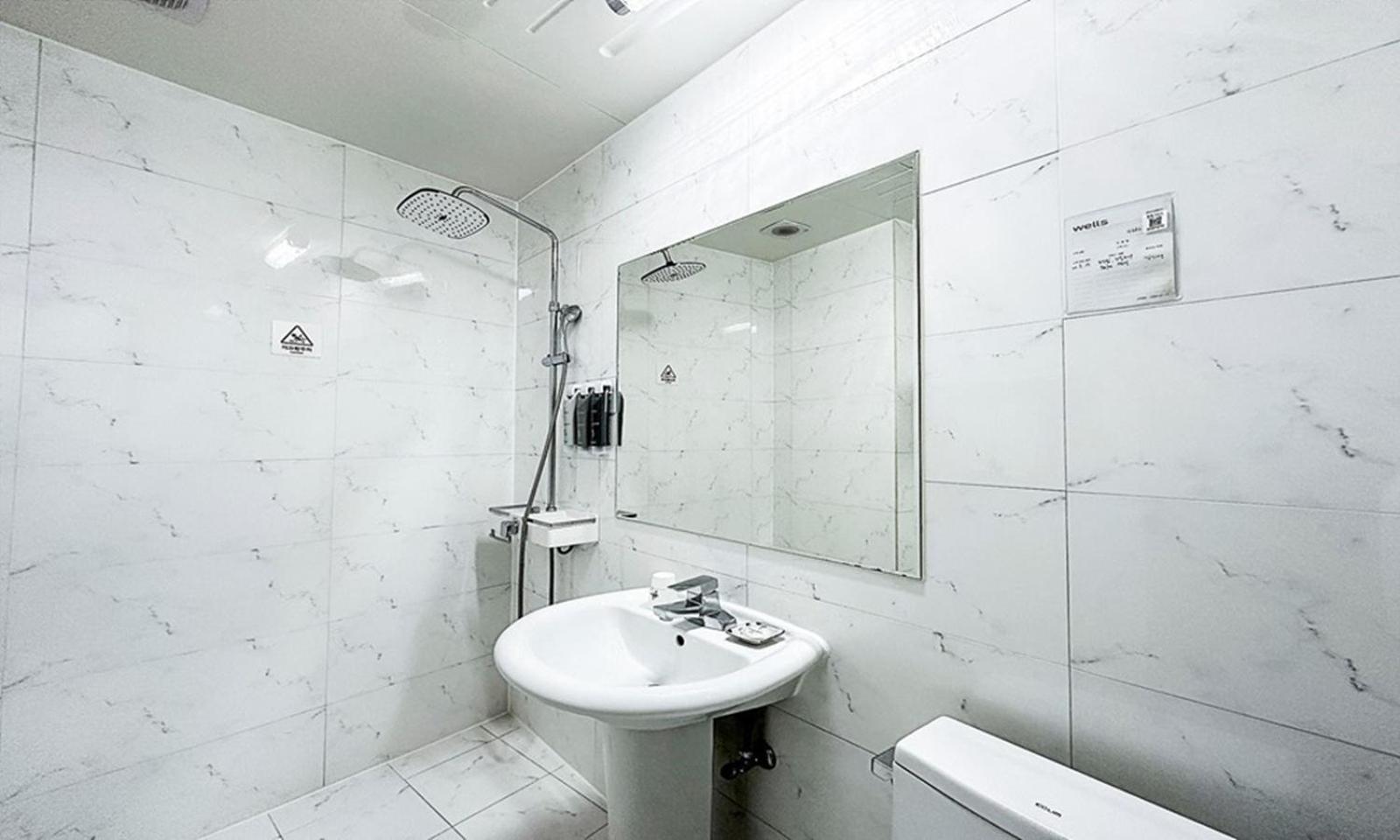 Gumi Time Hotel Zewnętrze zdjęcie